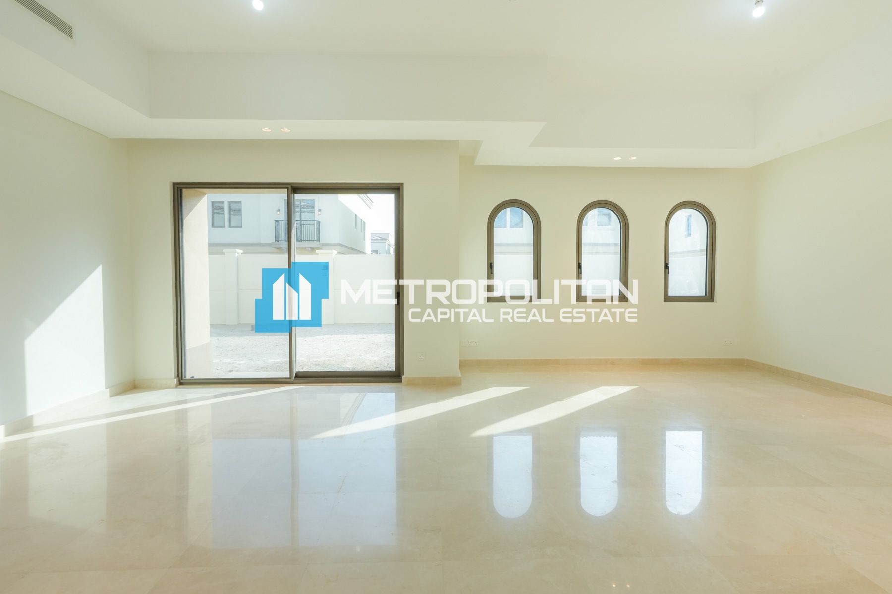 4BR Villa for Sale in Bloom Living, Khalifa City - MCS-49464