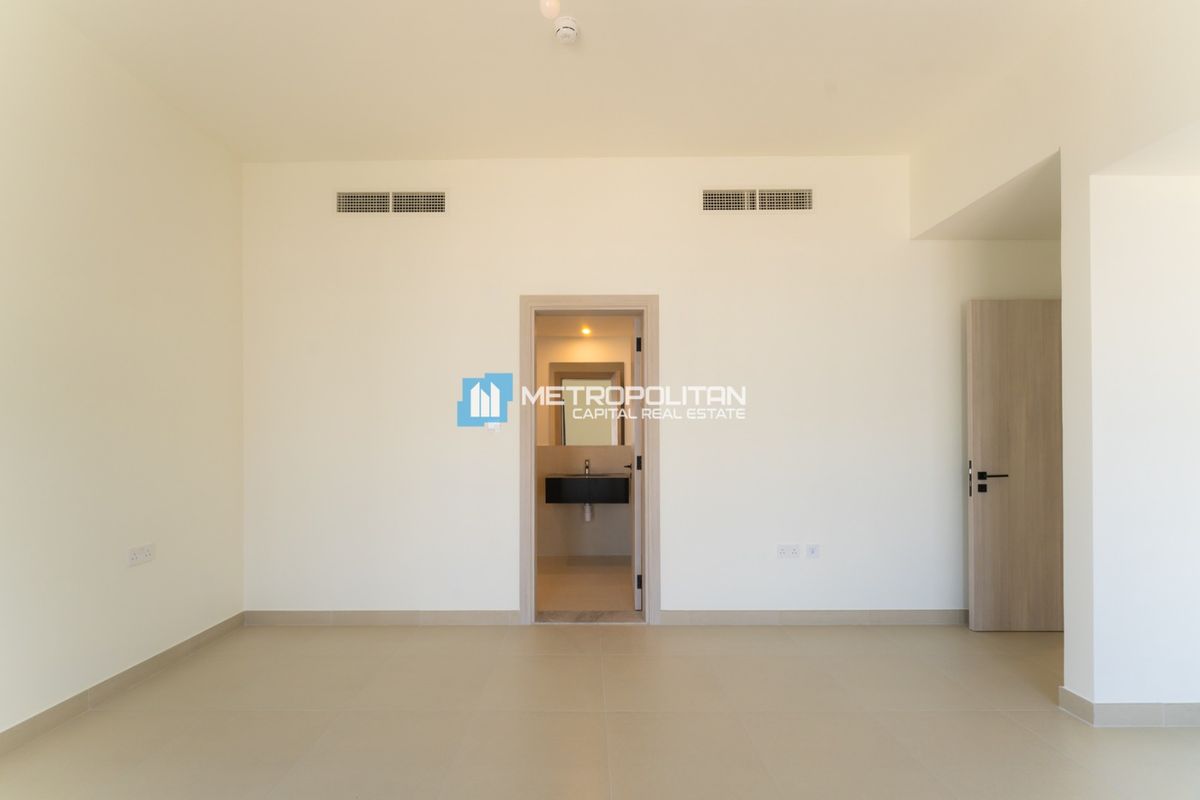 5BHK Single Row | Corner Unit | Stand Alone