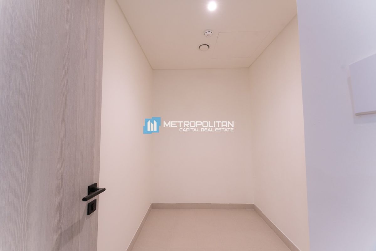 5BHK Single Row | Corner Unit | Stand Alone