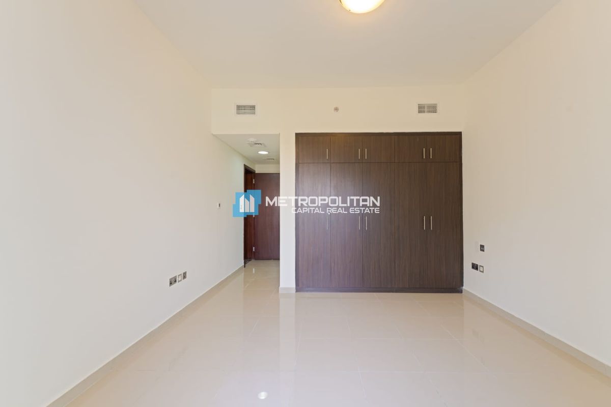 Rare Seafront 2BR+Balcony| Direct Boardwalk Access