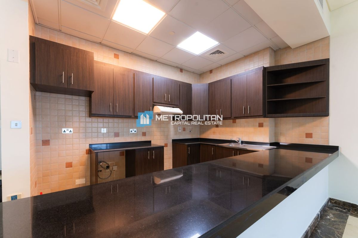 Rare Seafront 2BR+Balcony| Direct Boardwalk Access