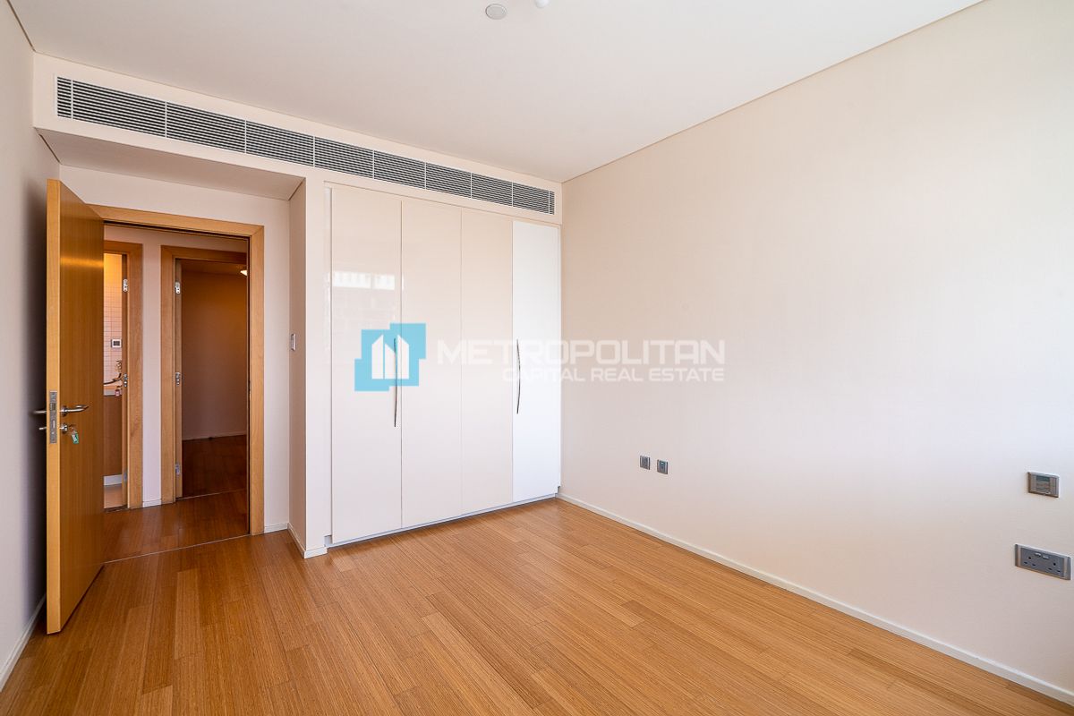 3BR Apartment for Sale in Al Rahba 2, Al Raha Beach - MCS-49524