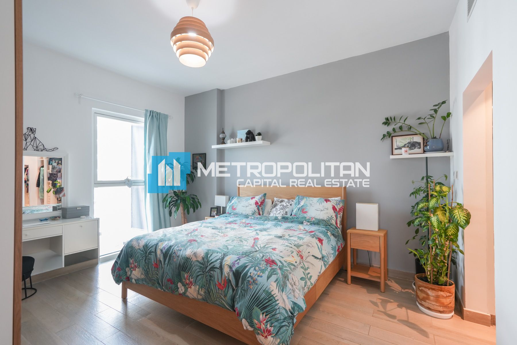 Upgraded 3BR | Corner Unit | Facing Waterworld