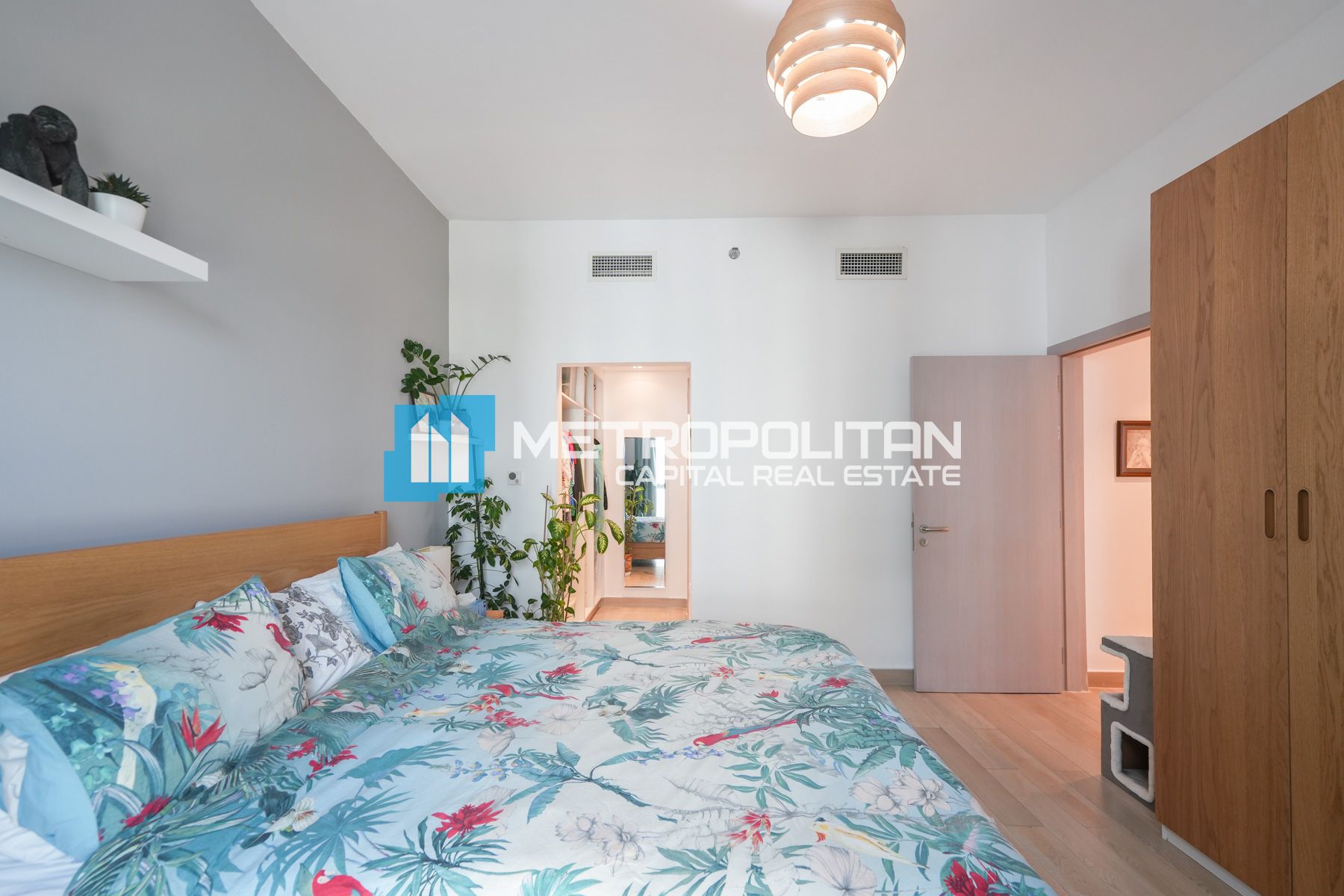 Upgraded 3BR | Corner Unit | Facing Waterworld