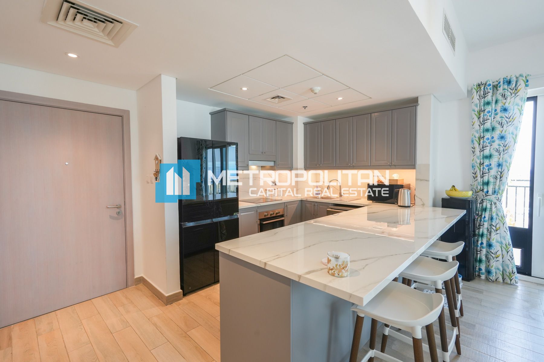 Upgraded 3BR | Corner Unit | Facing Waterworld