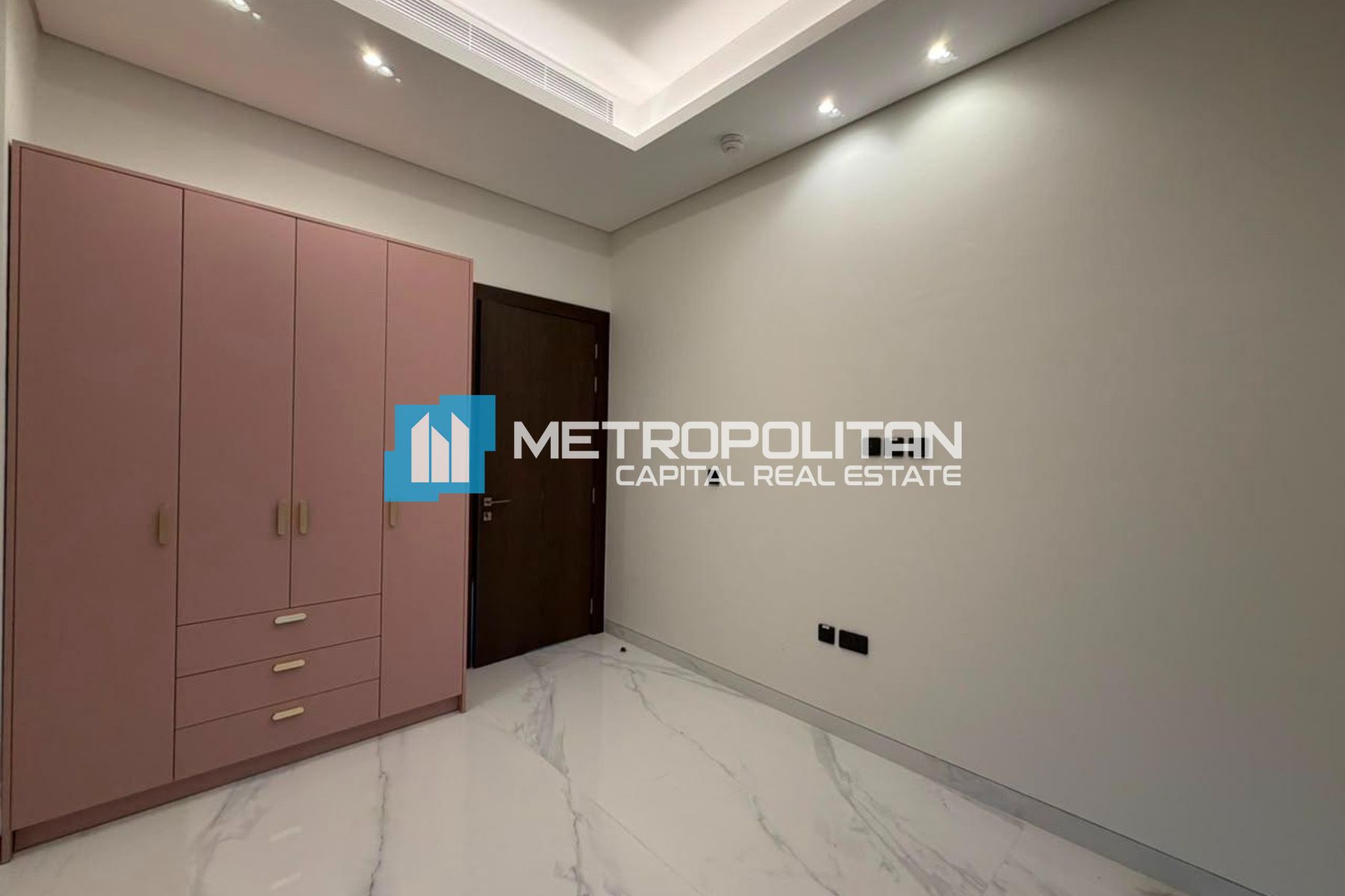 Villa Moana |Vacant 5BR+M |Private Pool |Brand New