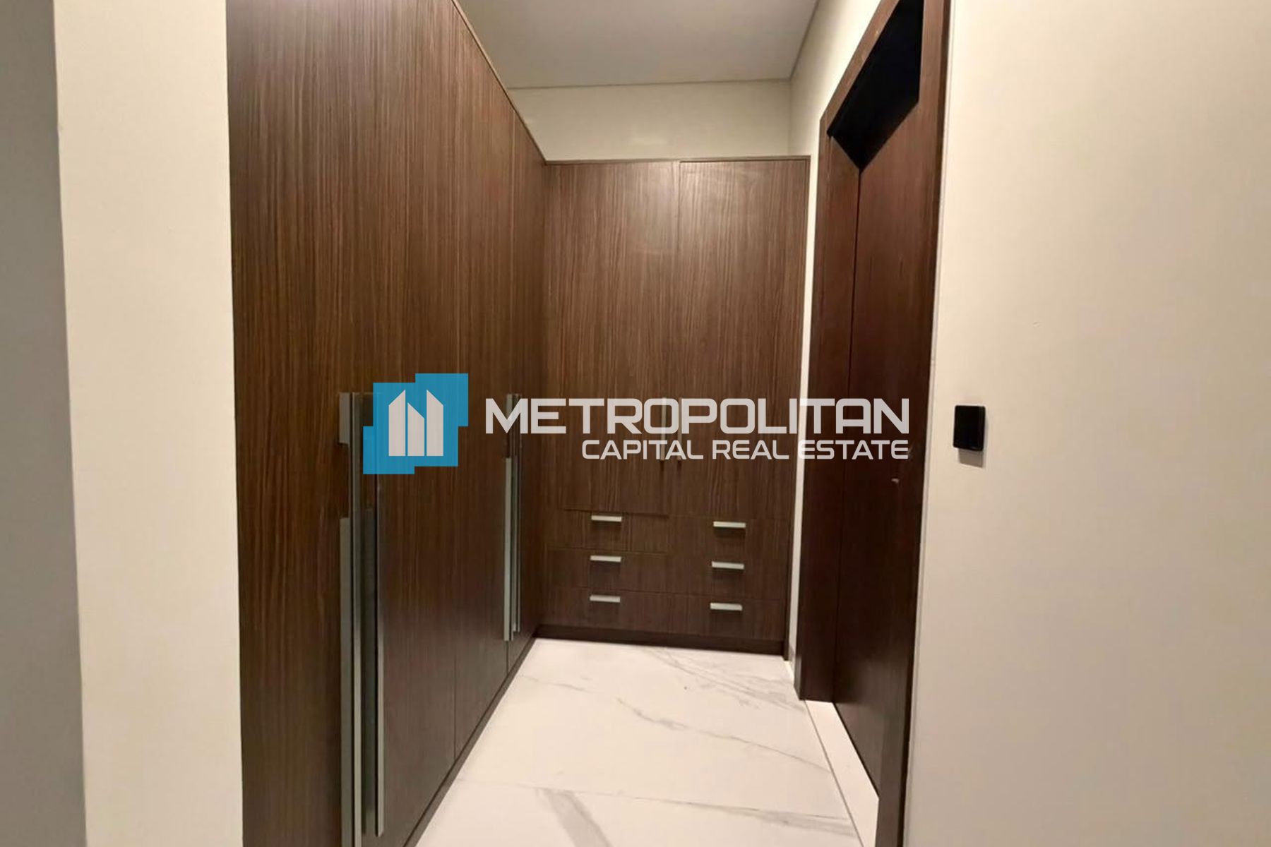 Villa Moana |Vacant 5BR+M |Private Pool |Brand New