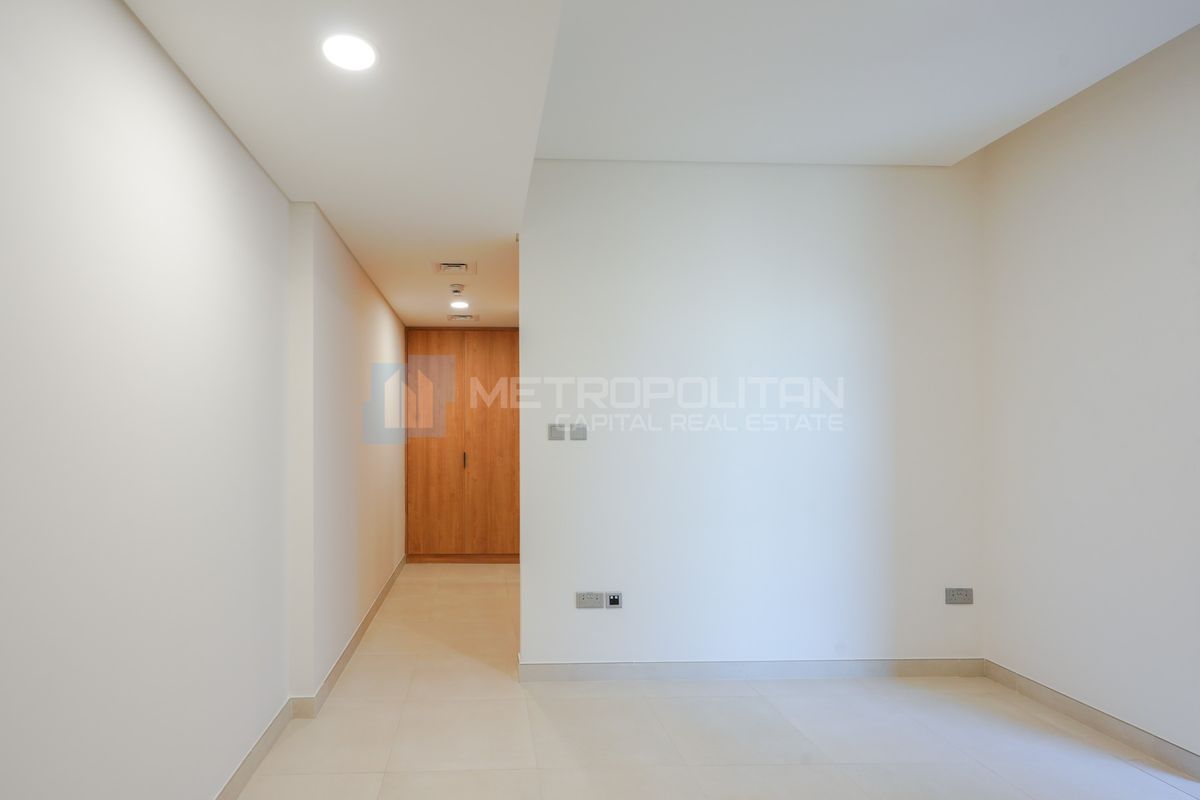 Partial Sea View| 3BR w/ Maids Room| Vacant Unit