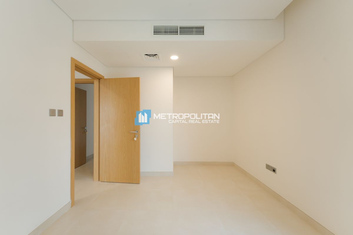 Partial Sea View| 3BR w/ Maids Room| Vacant Unit