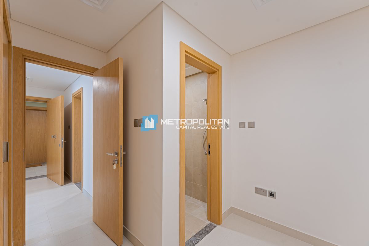Partial Sea View| 3BR w/ Maids Room| Vacant Unit