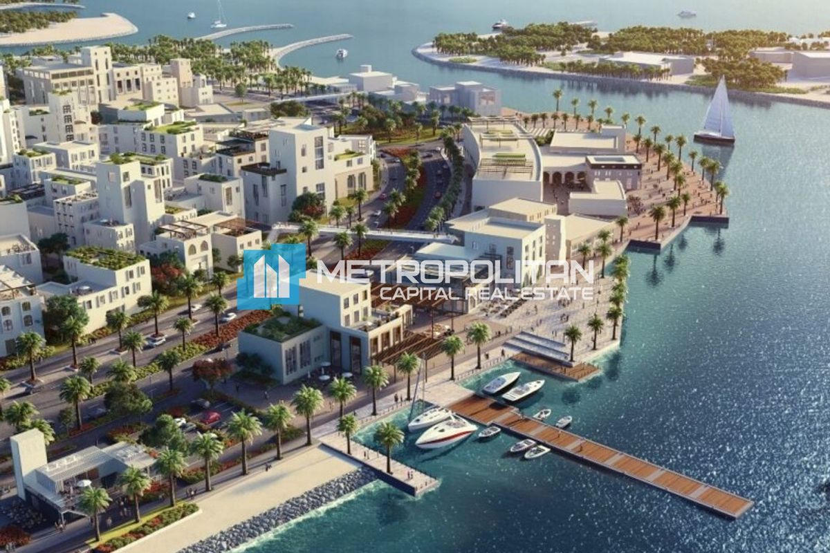 Single Row |Huge Plot |Waterfront Living |High ROI