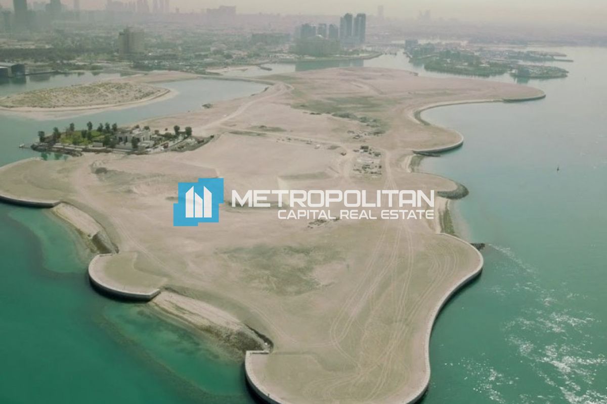 Single Row |Huge Plot |Waterfront Living |High ROI