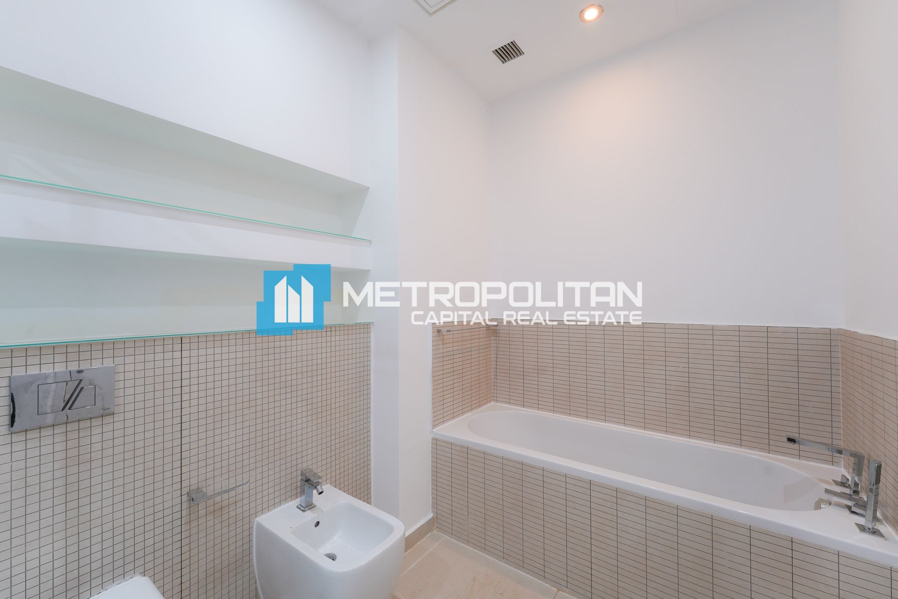 UPGRADED | 2 BEDROOMS | FULL SEA VIEW | HIGH FLOOR