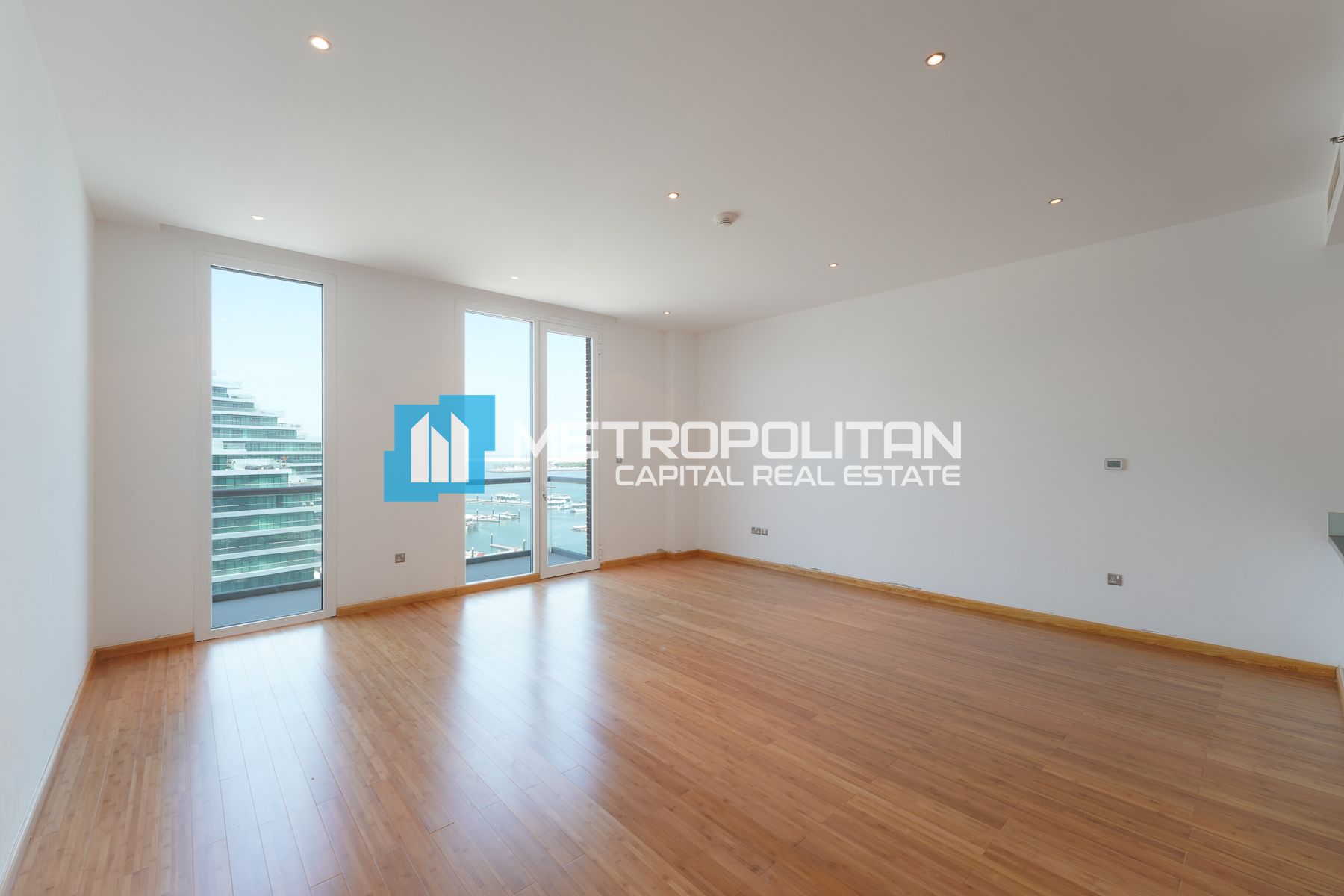 UPGRADED | 2 BEDROOMS | FULL SEA VIEW | HIGH FLOOR