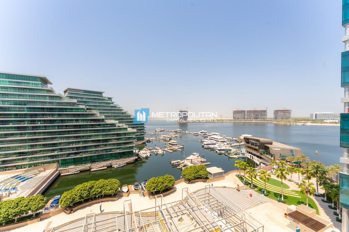 UPGRADED | 2 BEDROOMS | FULL SEA VIEW | HIGH FLOOR