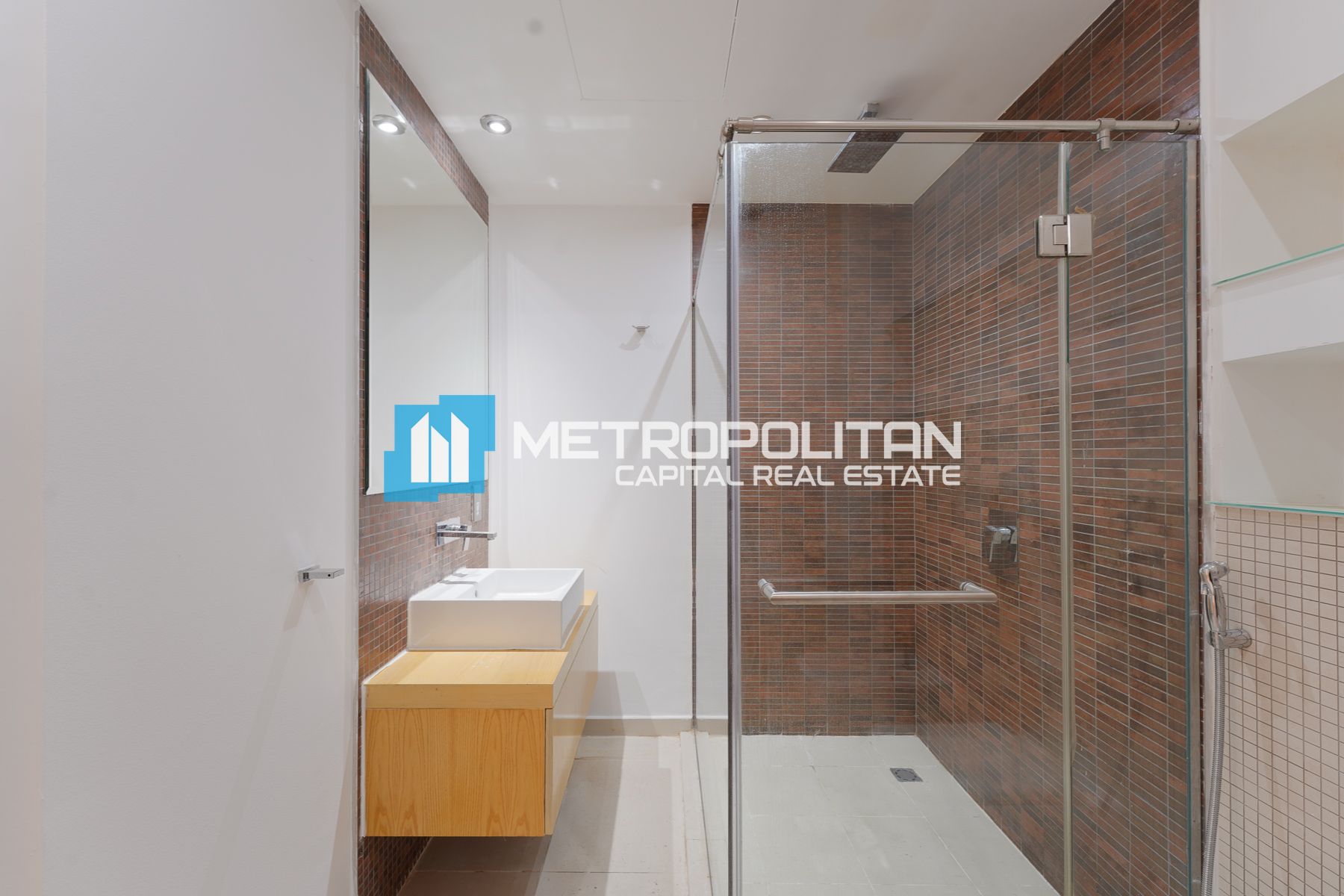 UPGRADED | 2 BEDROOMS | FULL SEA VIEW | HIGH FLOOR