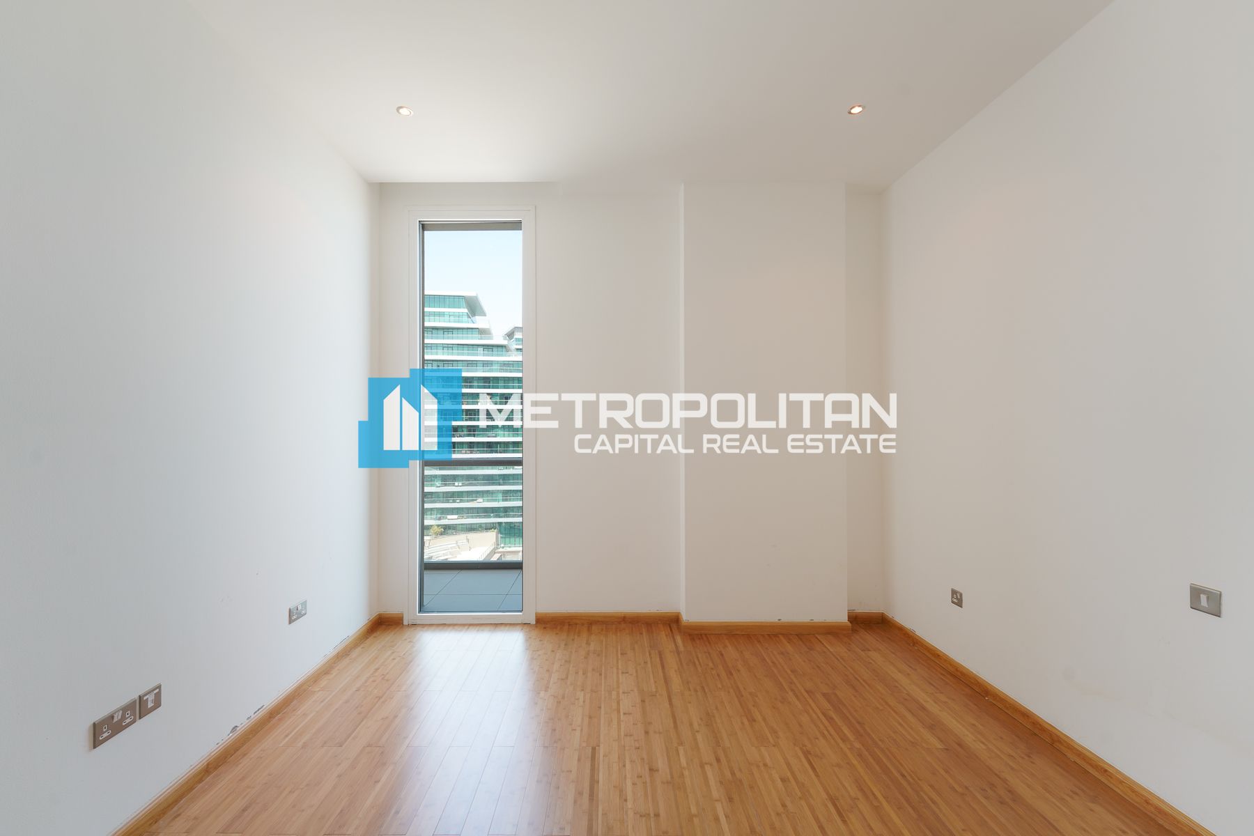 UPGRADED | 2 BEDROOMS | FULL SEA VIEW | HIGH FLOOR