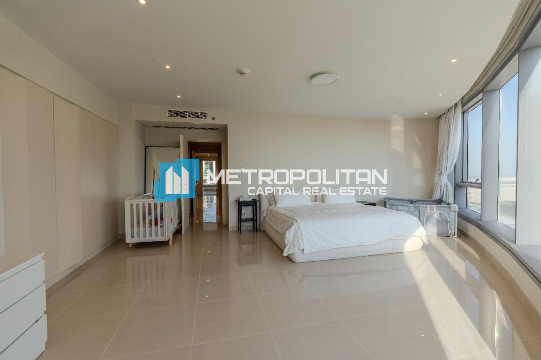 Huge Layout 3BR+M | Corner | High ROI | Pool View