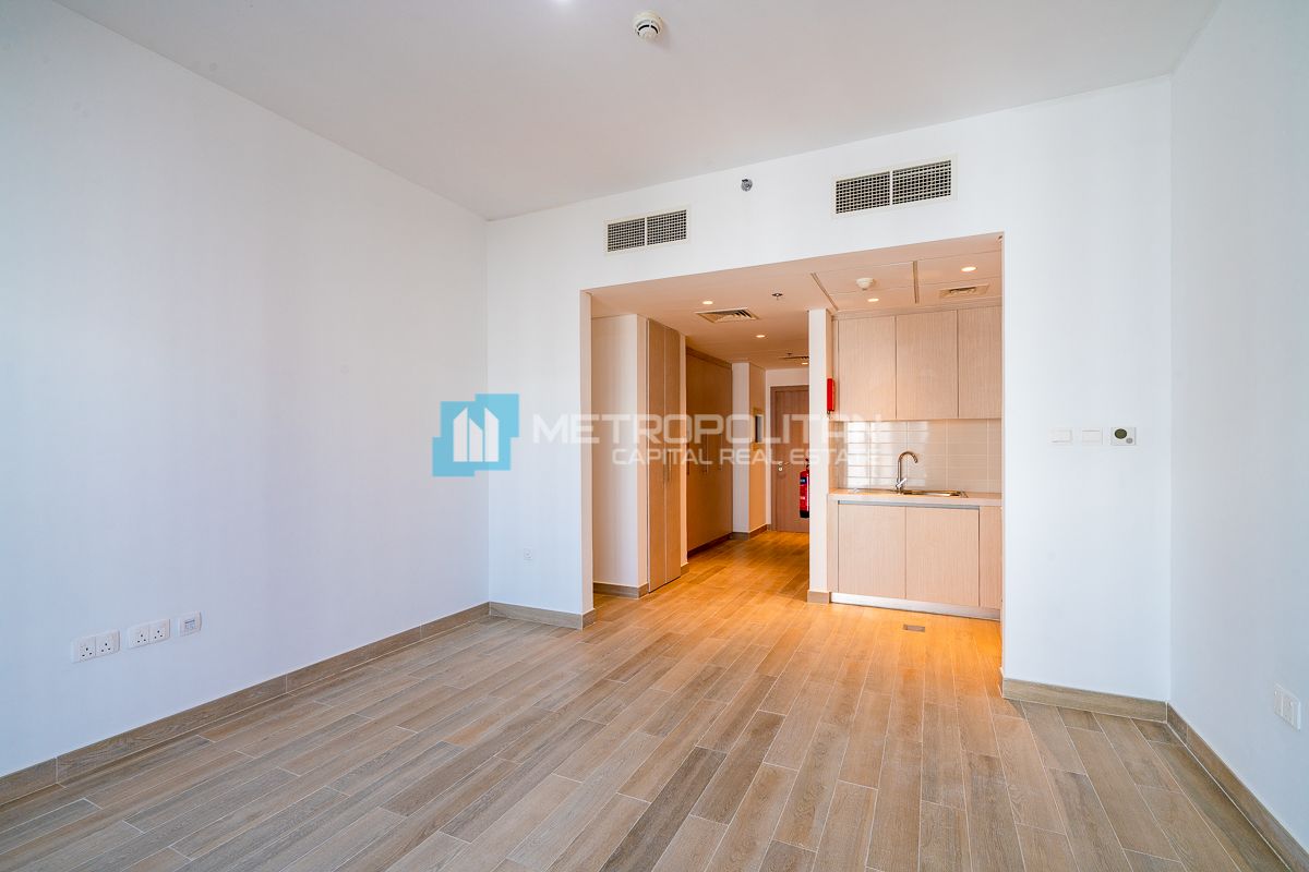 Studio Apartment for Sale in Waters Edge, Yas Island - MCS-49667