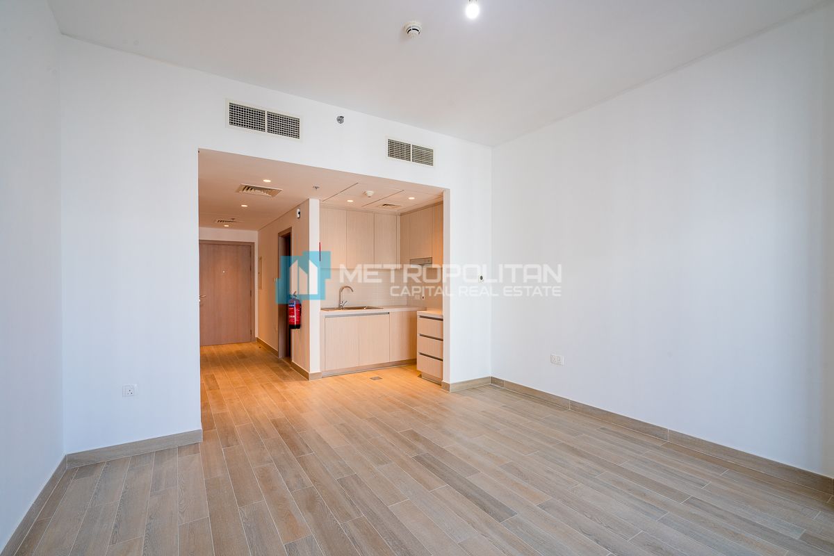 Studio Apartment for Sale in Waters Edge, Yas Island - MCS-49667