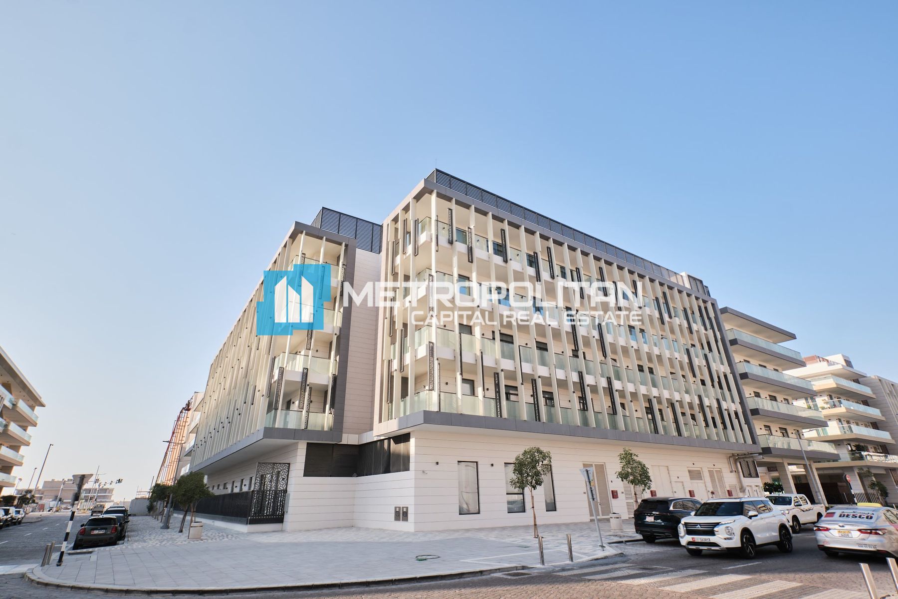 1BR | Near to the Sea, Boulevard View | Vacant