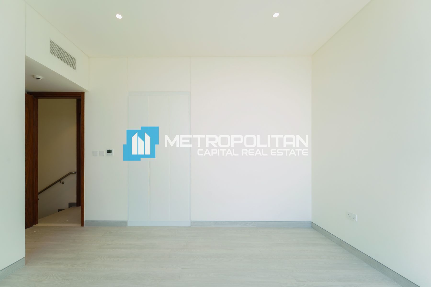 Single Row | 2BR w/ Balcony | Convenient Location