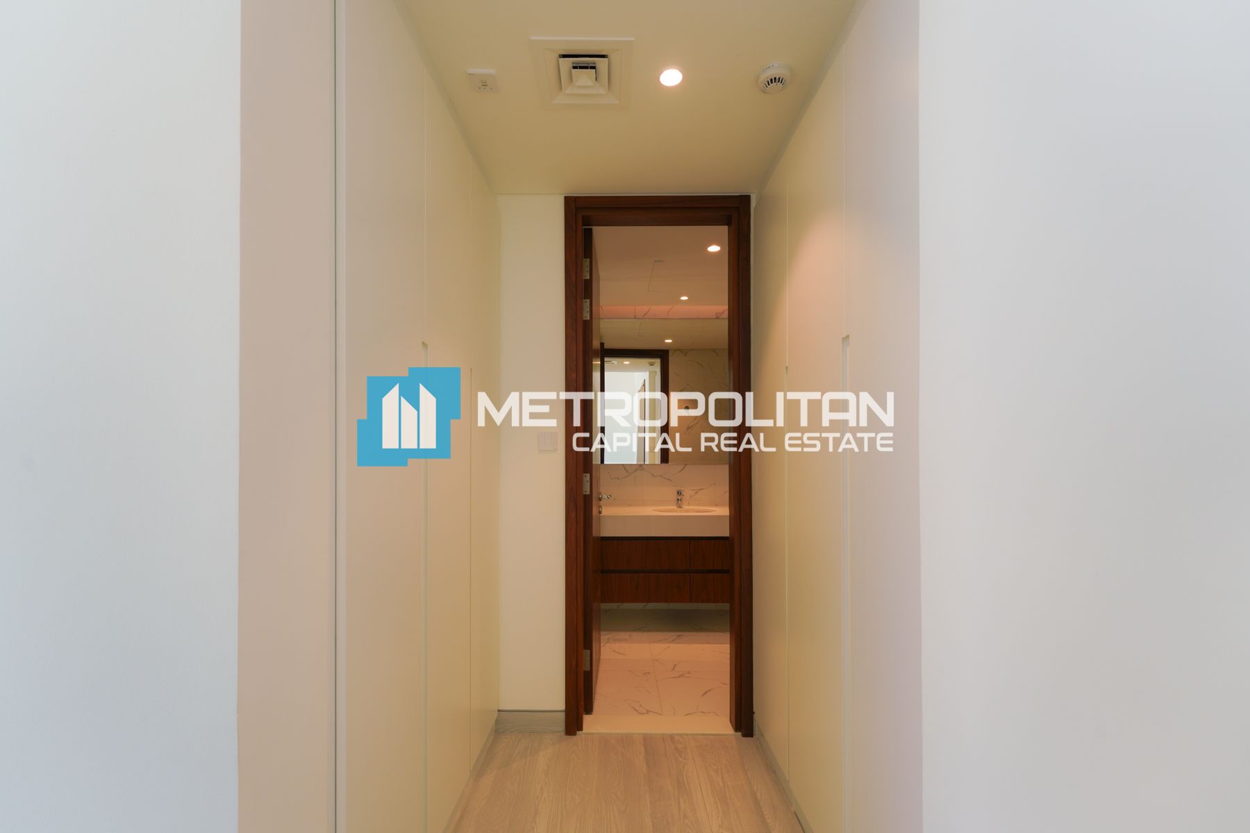 Single Row | 2BR w/ Balcony | Convenient Location