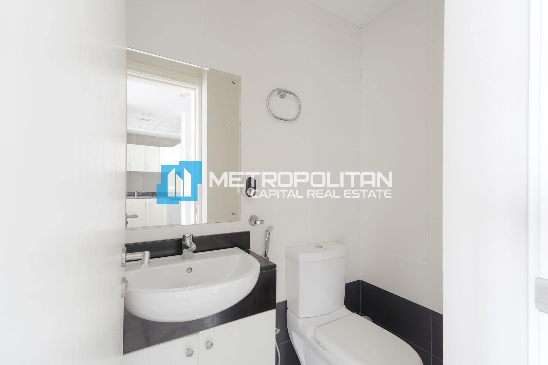 Canal View | Corner 1 Bedroom | Vacant Soon