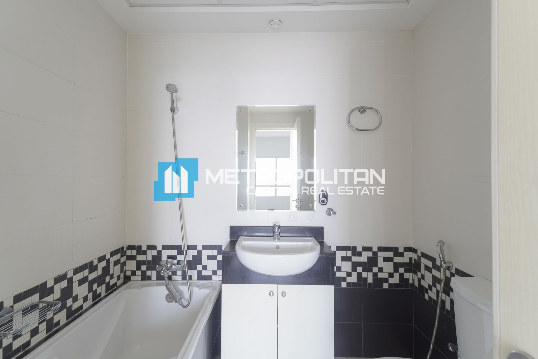 Canal View | Corner 1 Bedroom | Vacant Soon