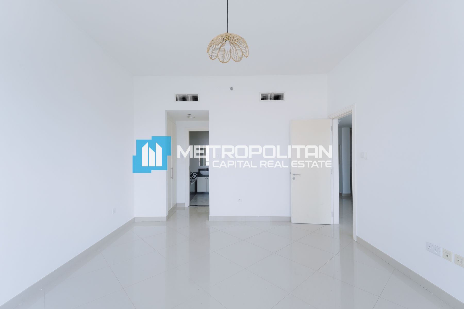 Canal View | Corner 1 Bedroom | Vacant Soon