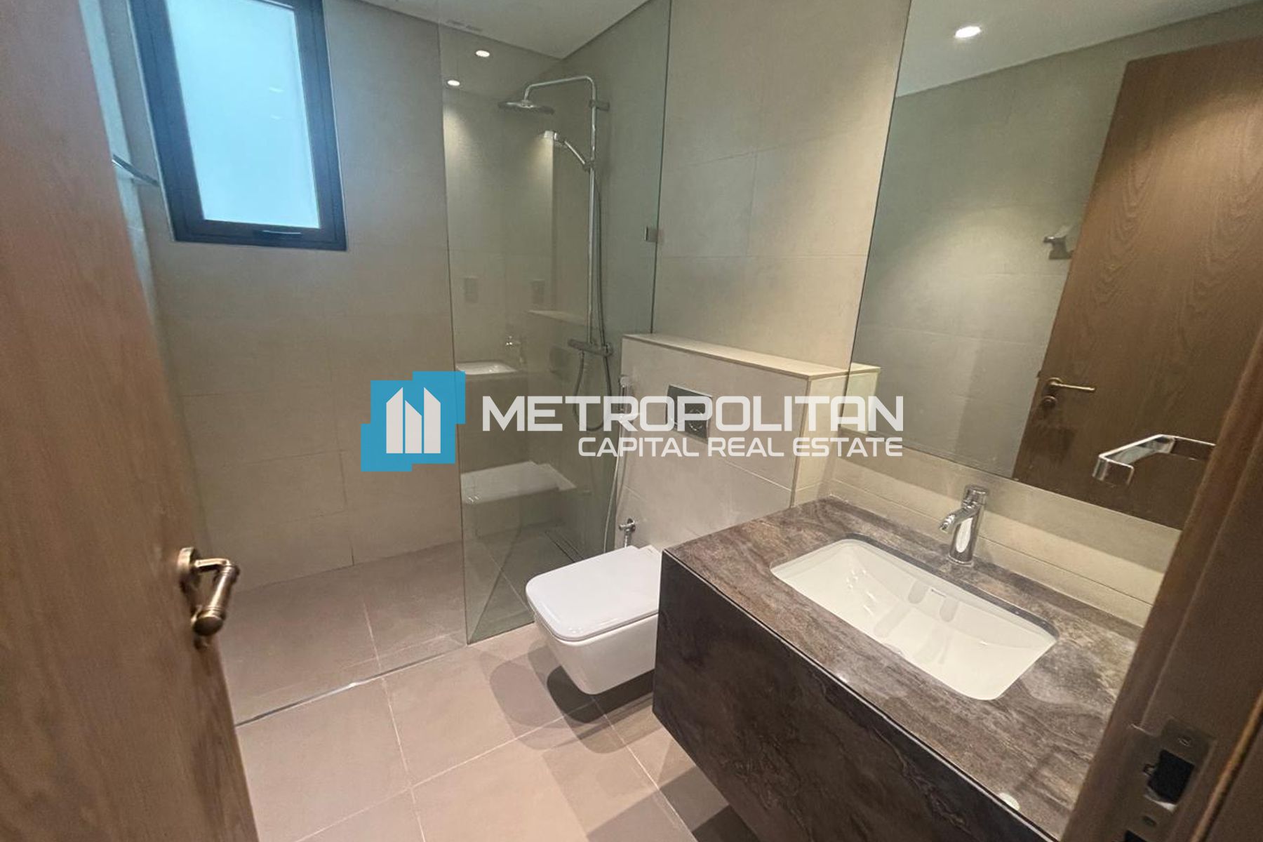 Villa in Cordoba | 3 BR with Maids |Prime Location
