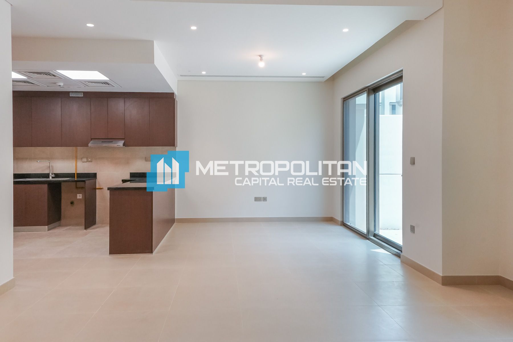 Villa in Cordoba | 3 BR with Maids |Prime Location