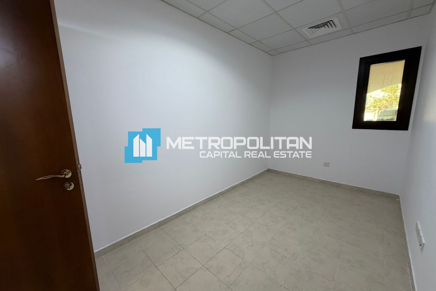 Ready To Move | Private Parking | Well Maintained