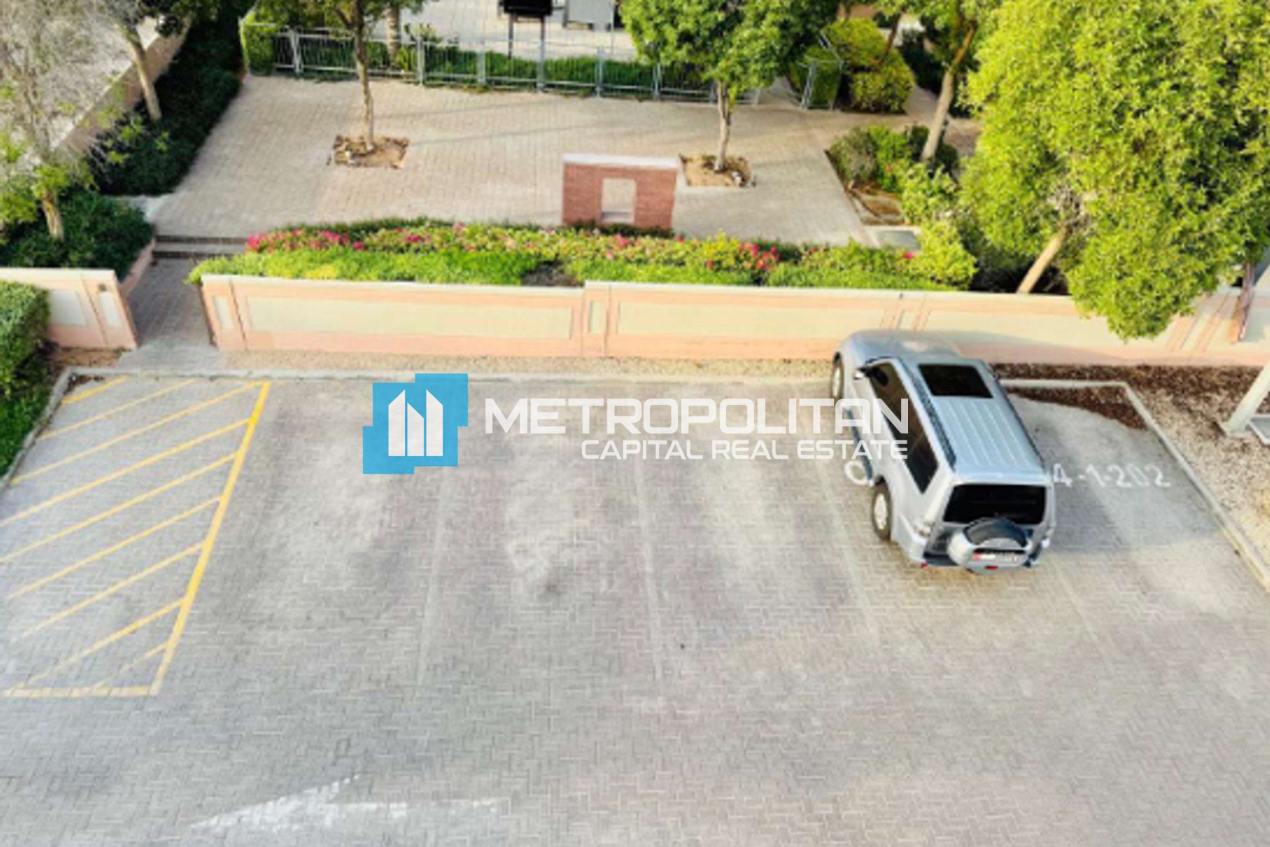 Ready To Move | Studio with Terrace | Spacious