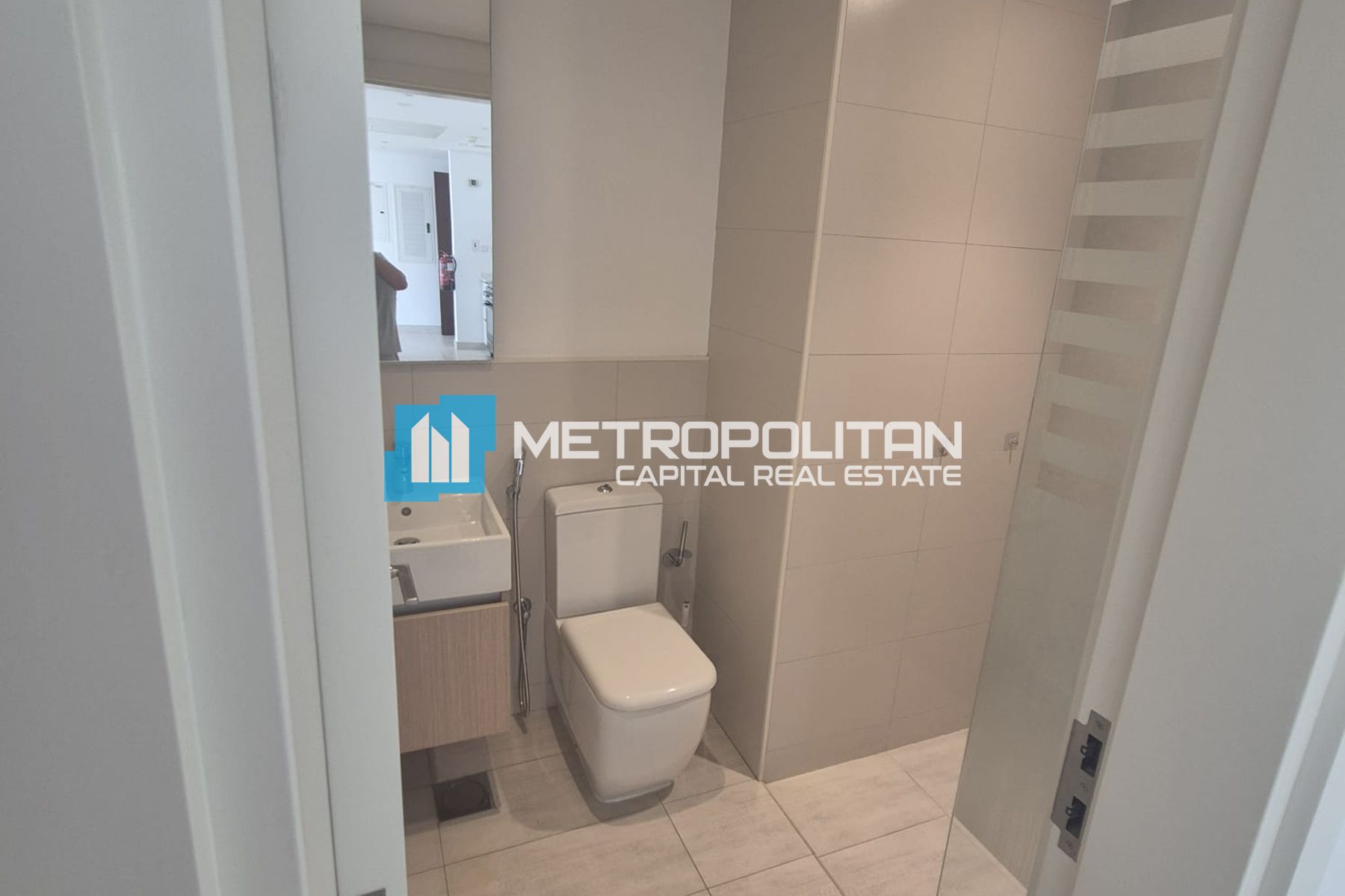 3BR Corner Unit | Canal View | Balcony | Big Size