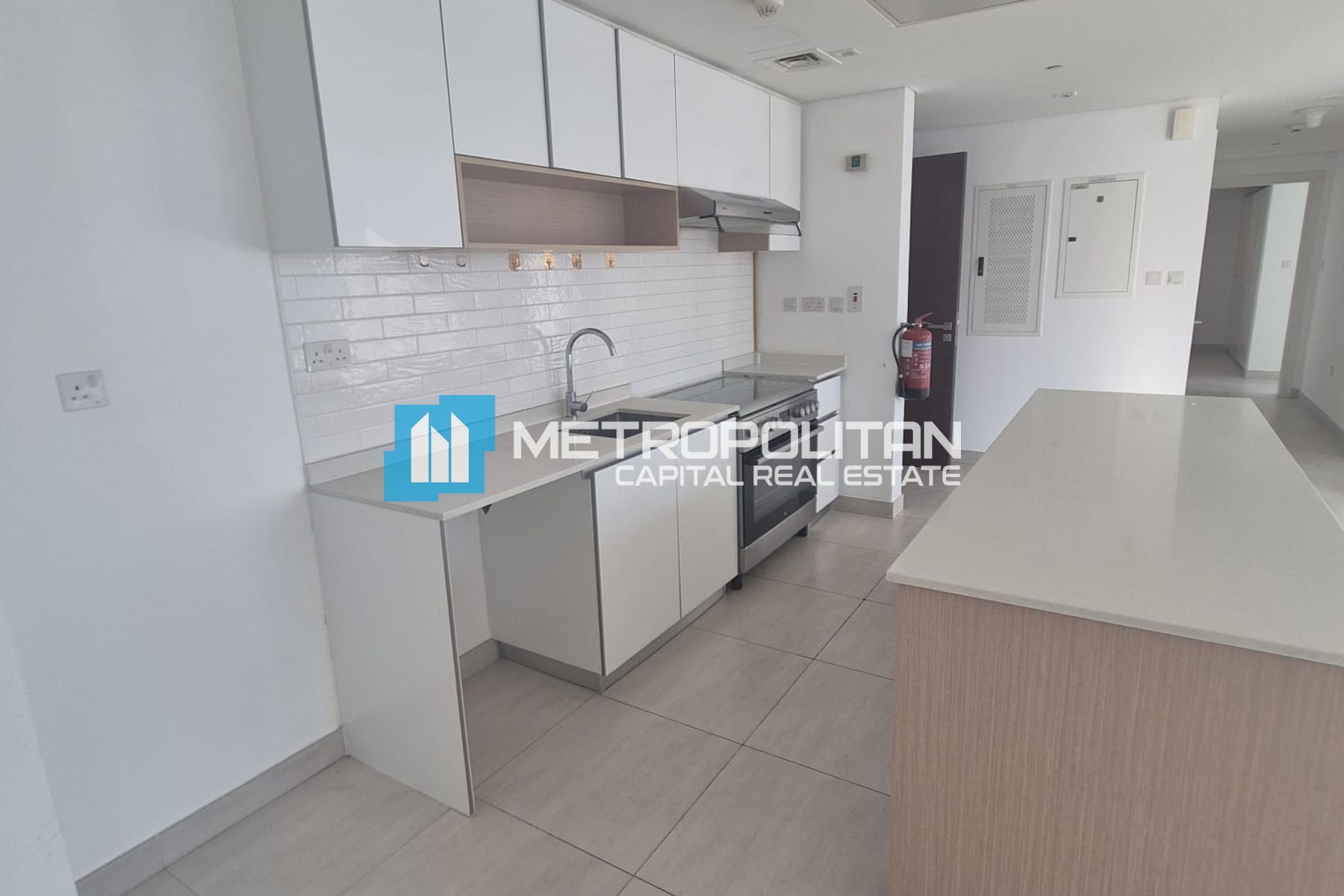 3BR Corner Unit | Canal View | Balcony | Big Size