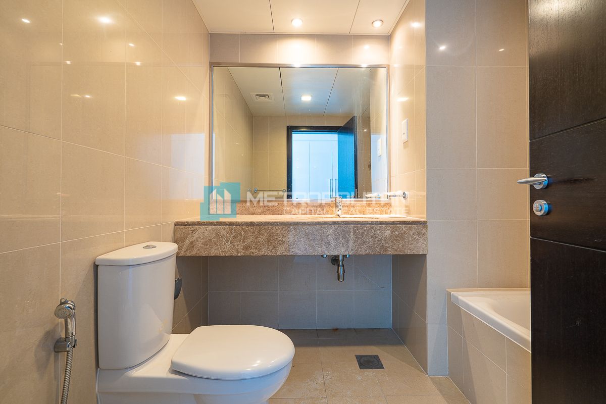 Spacious 3BR+M| High Floor| Vacant | Mangrove View
