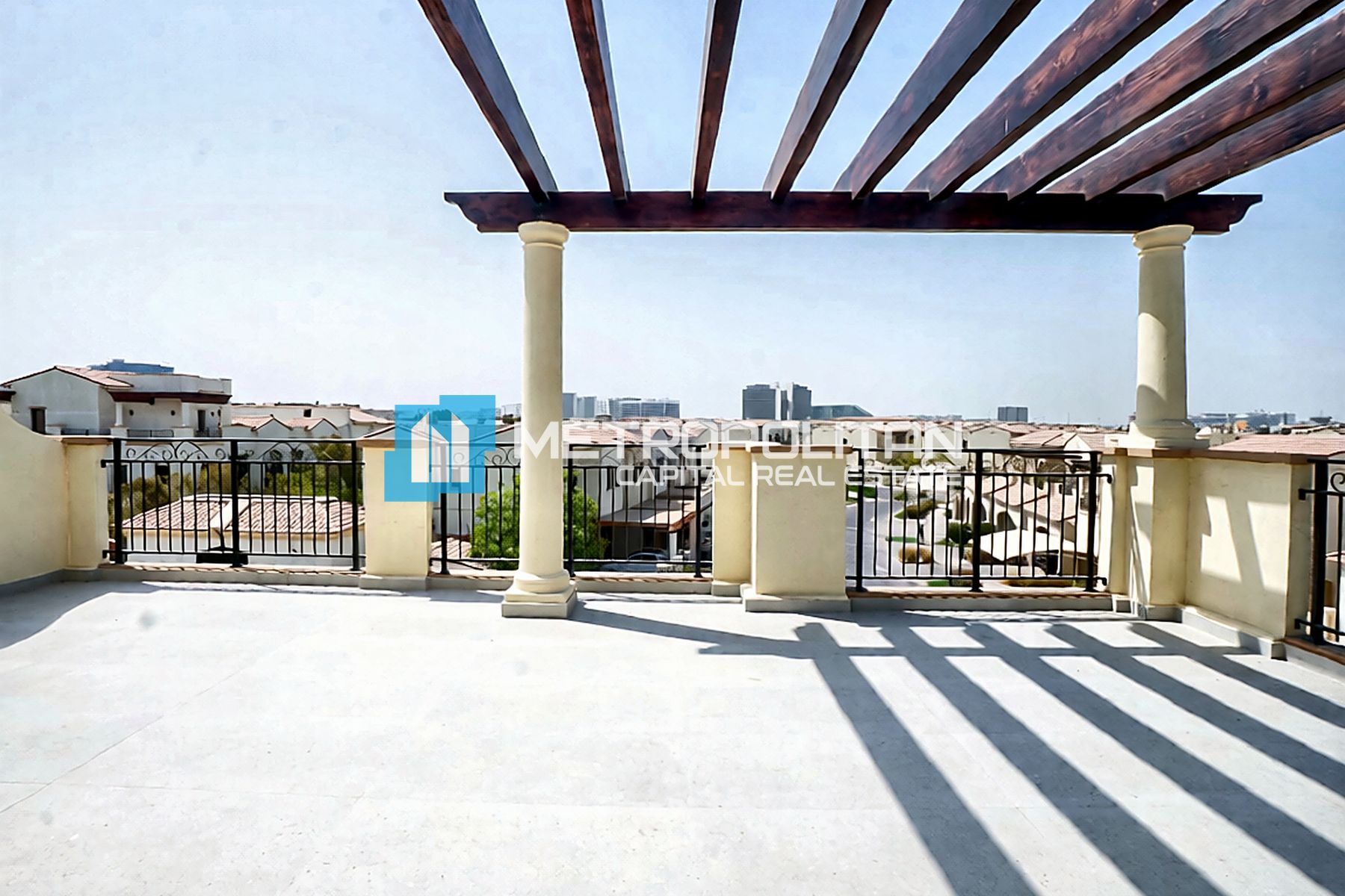 Fully Upgraded | Corner Villa | Private Garden