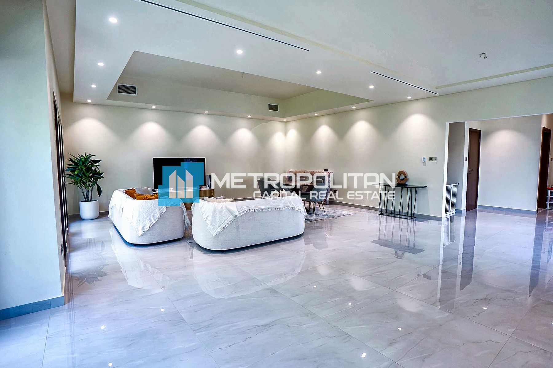 Fully Upgraded | Corner Villa | Private Garden