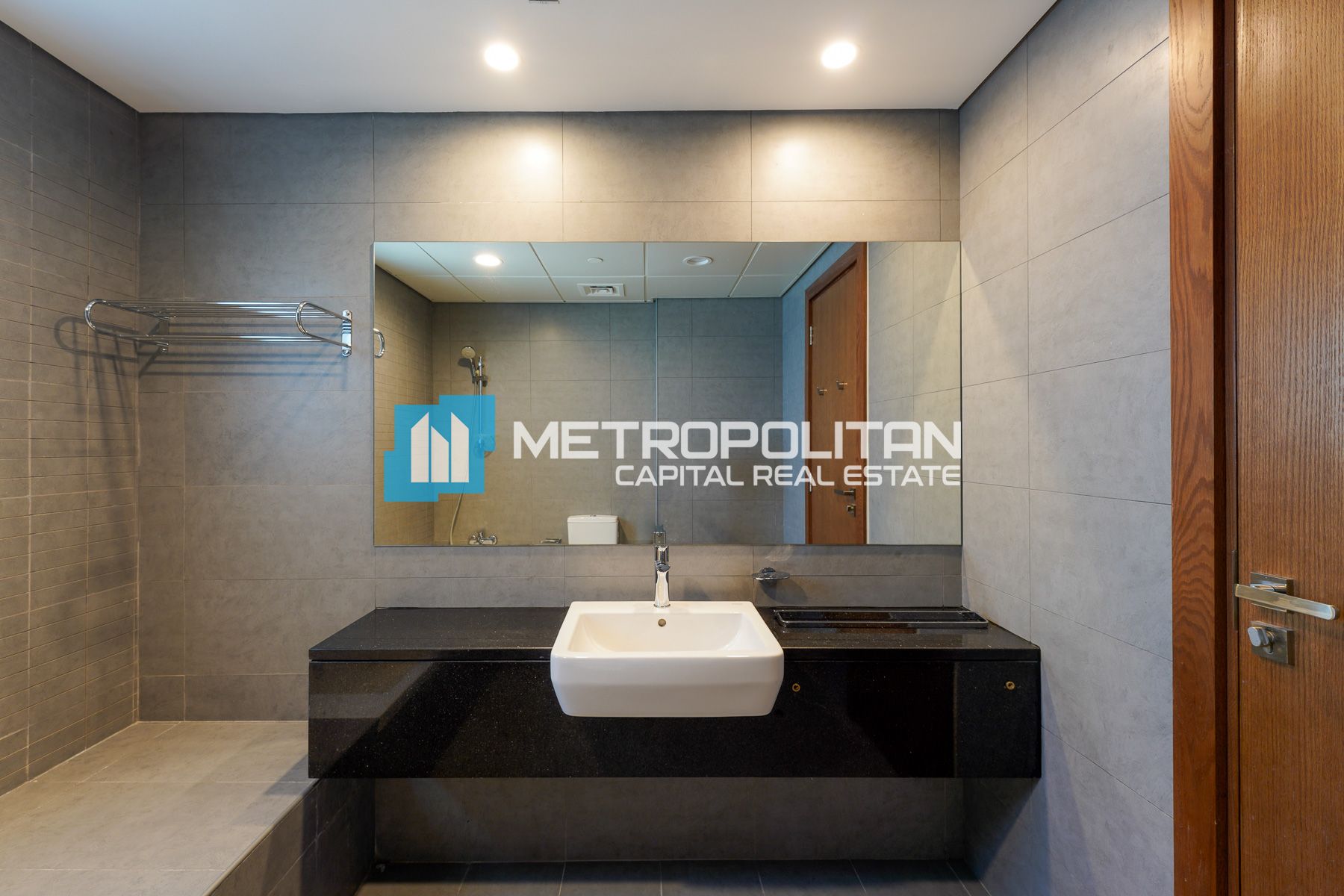 Sea View | High Floor 2BR+Balcony | Laundry Area