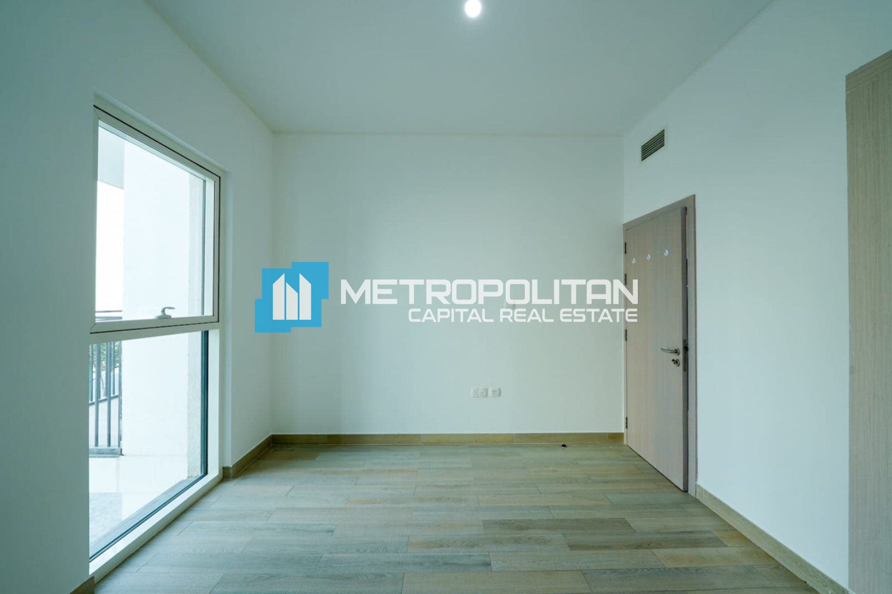 Next To Corner | 1BR w Laundry | Prime Location