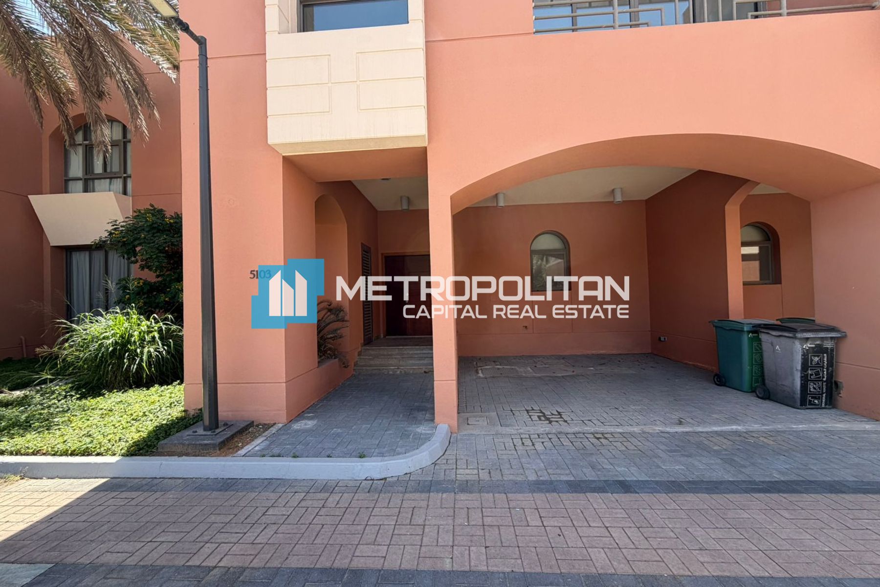 Hot Deal| Huge Plot |Free Maintenance & SC |Vacant