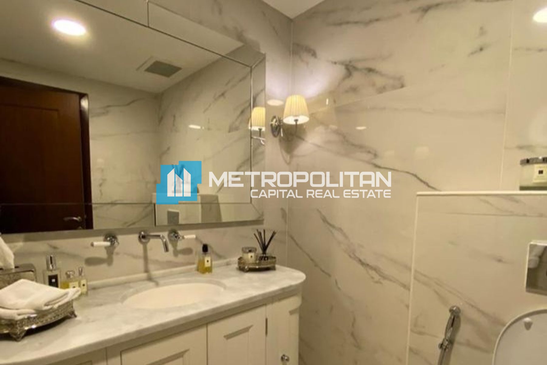 Single Row | Upgraded 5BR+Maids | Private Garden