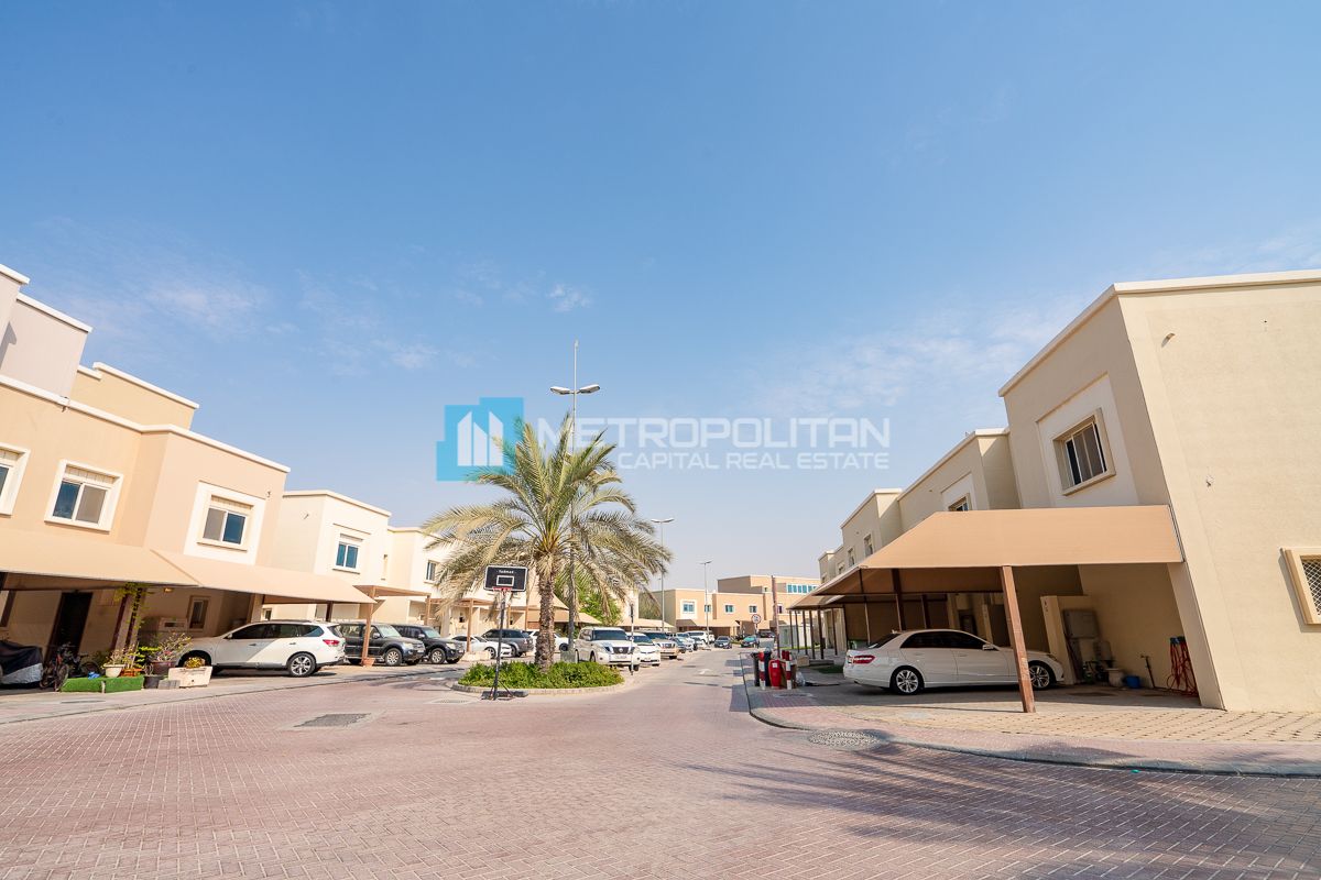 تاون هاوس للبيع في Manazel Al Reef 2، Al Samha - MCS-50163