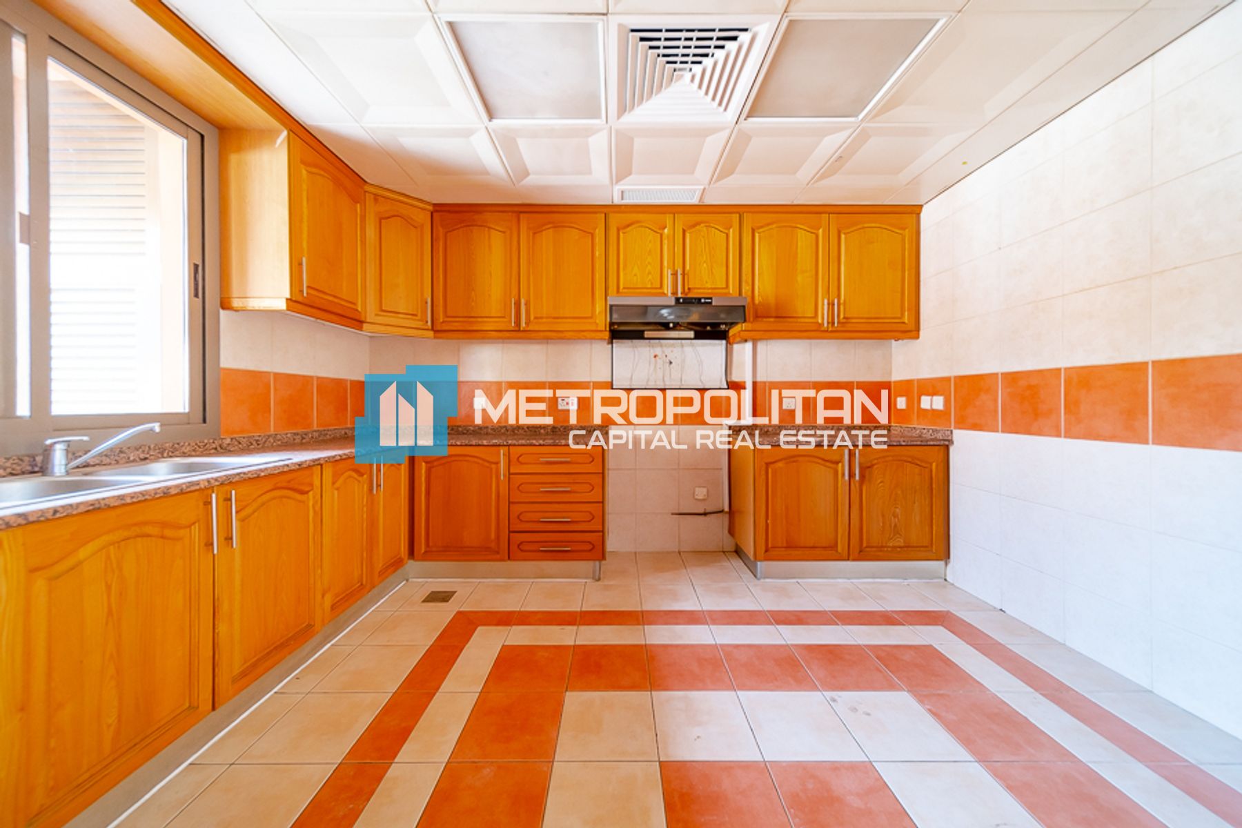 Vacant | Well Maintained 4BR+M | Great Community