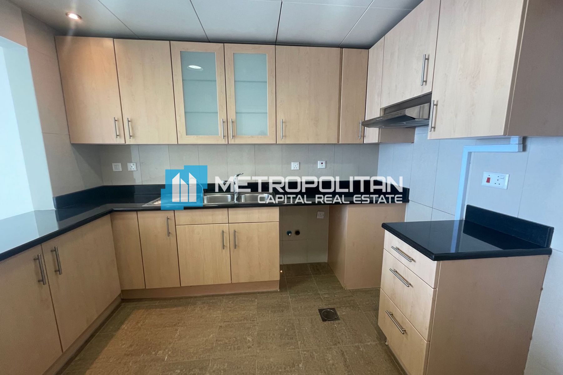 Full Canal View | High Floor 2BR | Prime Location