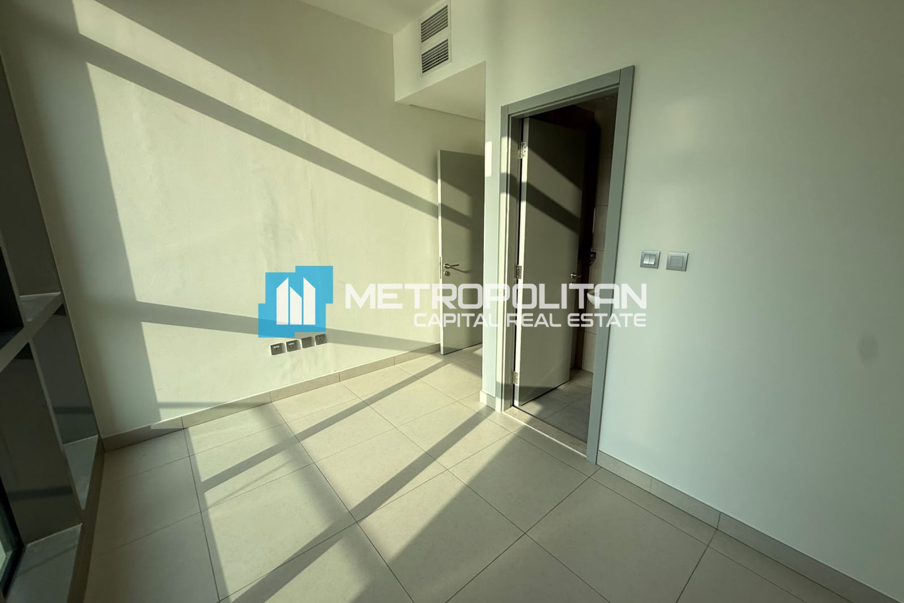 Duplex 3BR | Full Canal View | Ready to Move