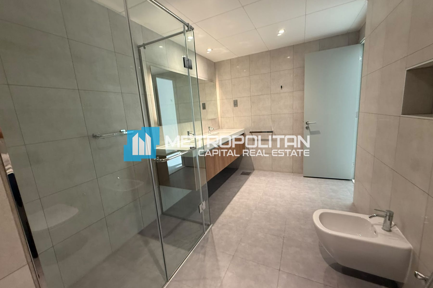 Duplex 3BR | Full Canal View | Ready to Move
