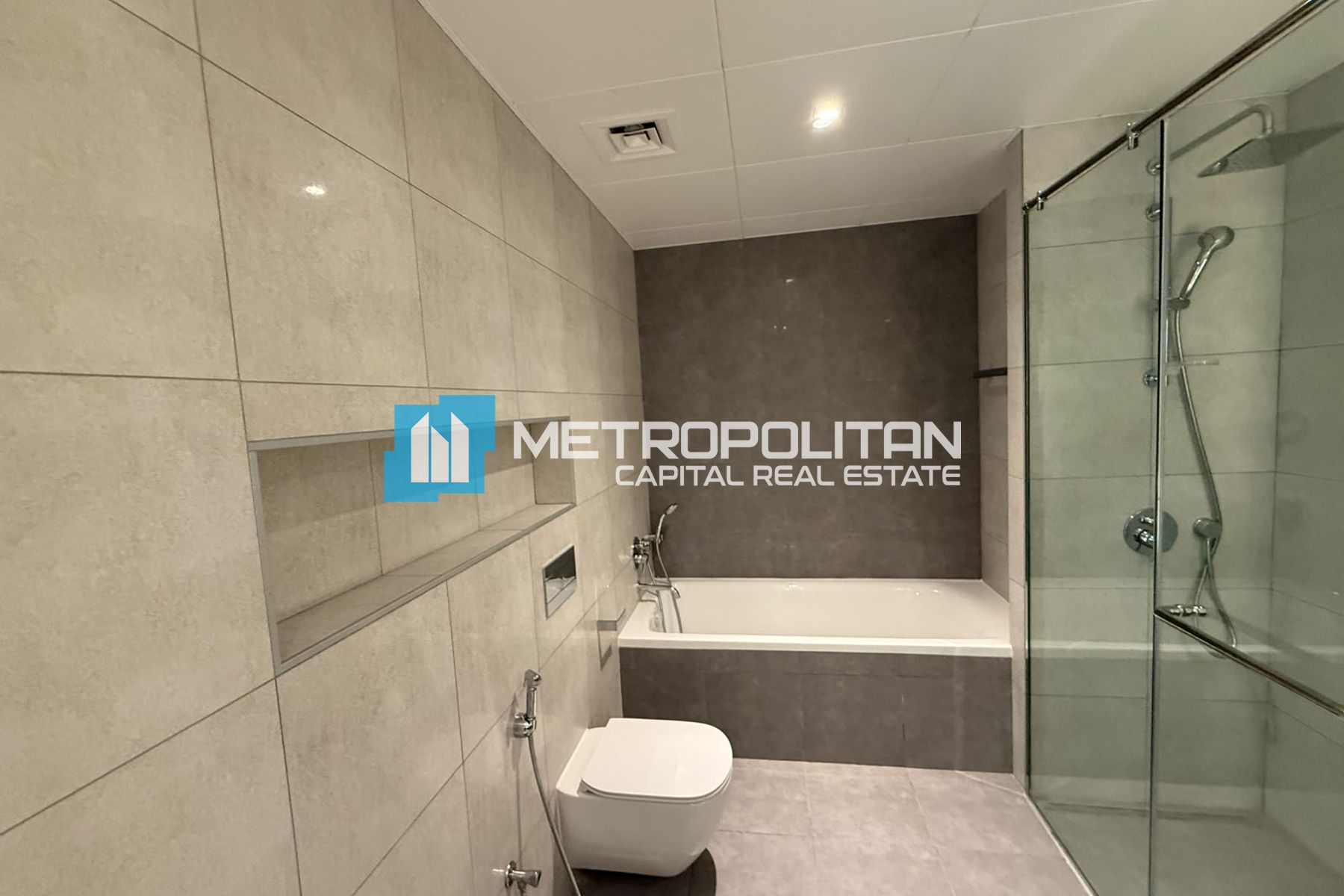 Duplex 3BR | Full Canal View | Ready to Move