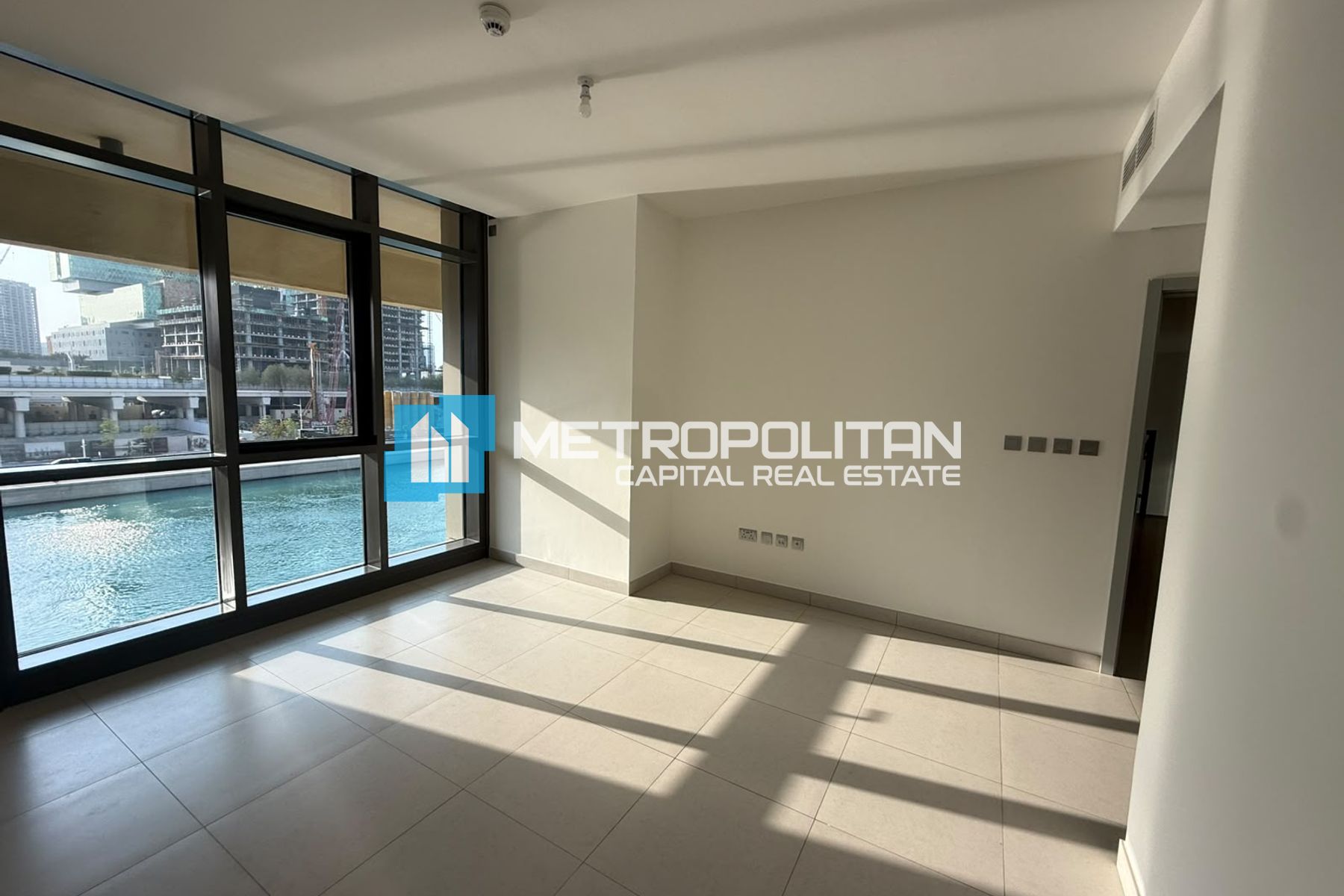 Duplex 3BR | Full Canal View | Ready to Move